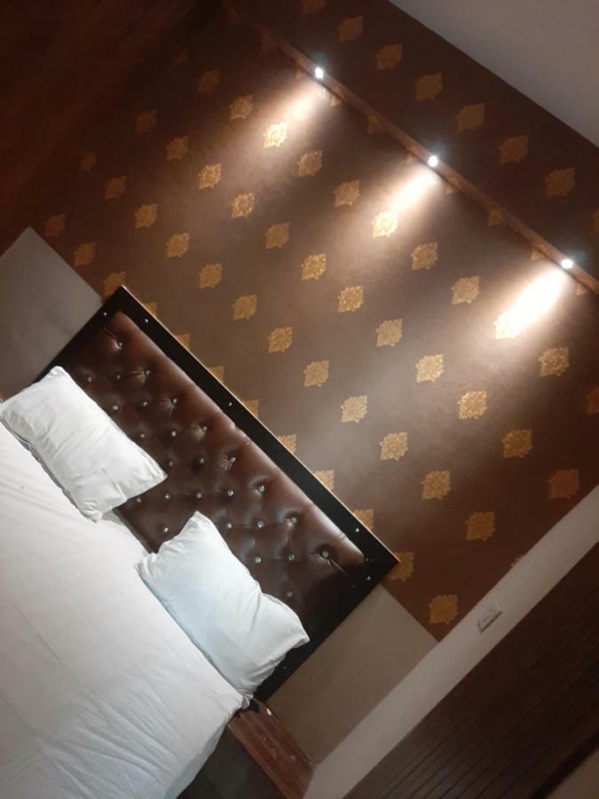 Hotel Varanasi Ganges Ngoại thất bức ảnh