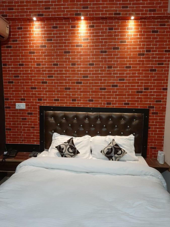 Hotel Varanasi Ganges Ngoại thất bức ảnh