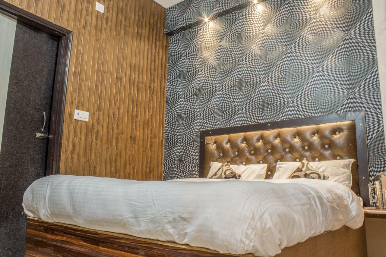 Hotel Varanasi Ganges Ngoại thất bức ảnh